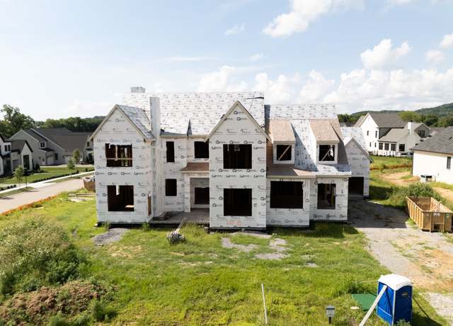 Property at 8107 Turning Point Dr, Brentwood, TN 37027, 5 beds, 6 baths