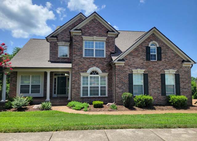 Property at 7333 River Bend Rd, Nashville, TN 37221, 4 beds, 3.5 baths