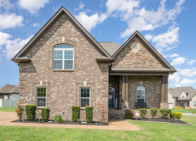 Property at 3188 Colchester Cir, Lebanon, TN 37087, 3 beds, 2 baths