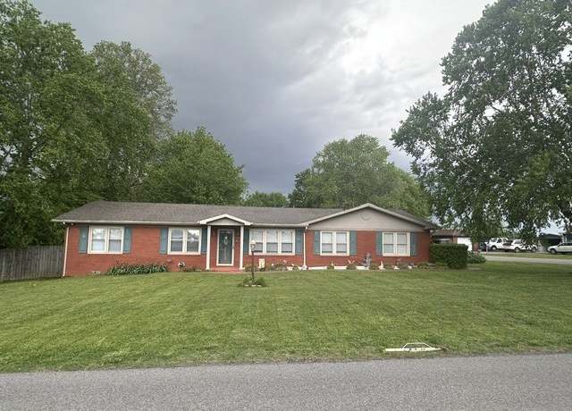 Property at 355 Lafayette St, Cadiz, KY 42211, 4 beds, 2.5 baths