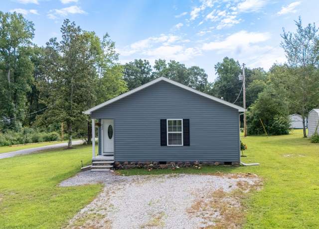 Property at 332 Riddle Ln, Estill Springs, TN 37330, 3 beds, 2 baths