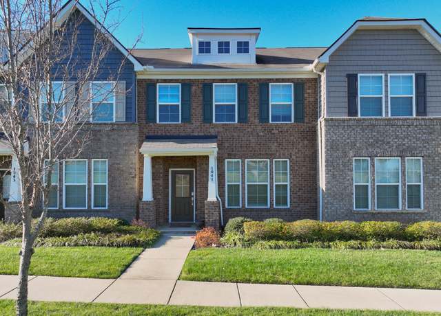 Property at 1041 Henley Pvt Ln, Gallatin, TN 37066, 3 beds, 2.5 baths