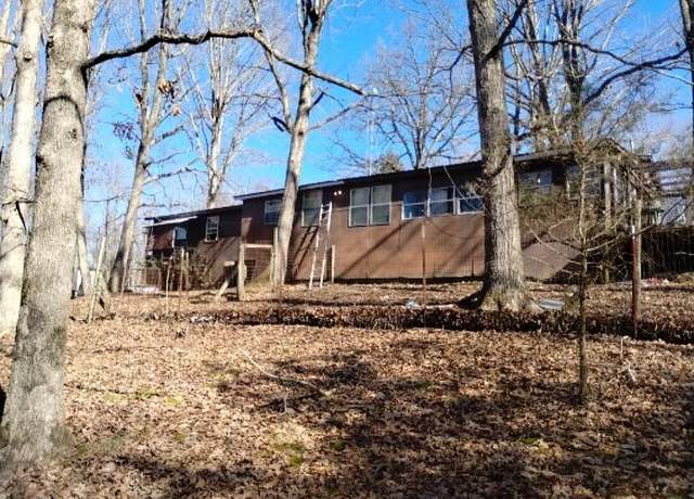 Property at 115 Peachwood Ln, Holladay, TN 38341, 4 beds, 1.5 baths