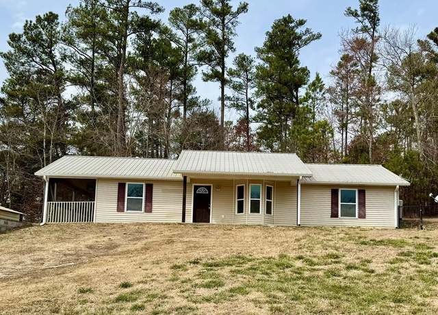 Property at 5380 Sulphur Creek Rd, Big Sandy, TN 38221, 3 beds, 2 baths
