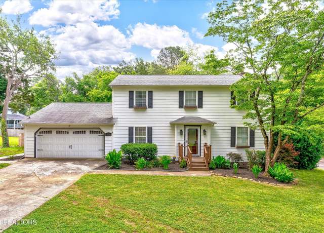 Property at 9124 Candlewood Dr, Knoxville, TN 37923, 4 beds, 2.5 baths