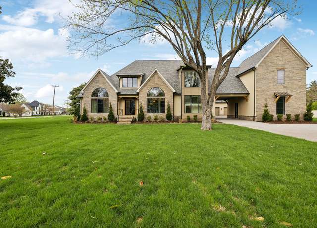 Property at 521 Mansion Dr, Brentwood, TN 37027, 5 beds, 6 baths