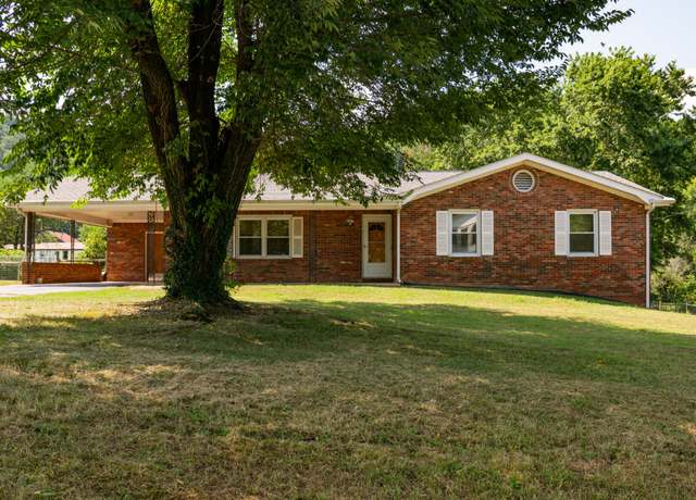 Property at 503 Evans St, Livingston, TN 38570, 3 beds, 3 baths