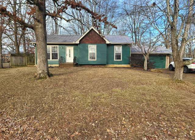 Property at 308 Bluebird Ln, Dickson, TN 37055, 3 beds, 1.5 baths