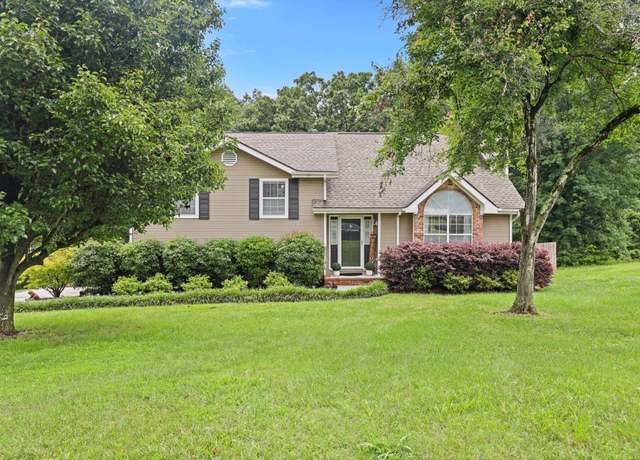 Property at 152 Scenic Cir, Ringgold, GA 30736, 3 beds, 2 baths