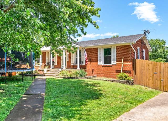 Property at 111 Rainbow St, Clarksville, TN 37042, 4 beds, 2.5 baths