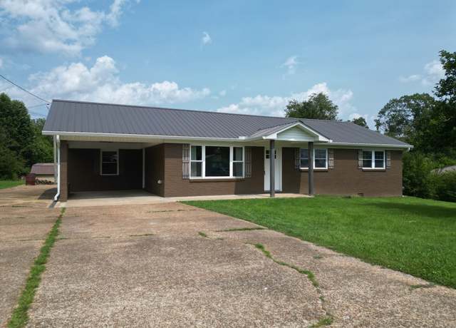 Property at 910 Hassell Dr, Waynesboro, TN 38485, 3 beds, 1 bath