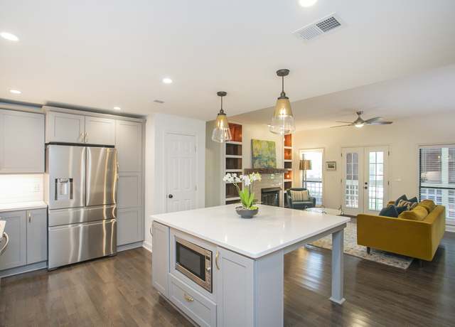 Property at 937 Russell St #7, Nashville, TN 37206, 2 beds, 2 baths