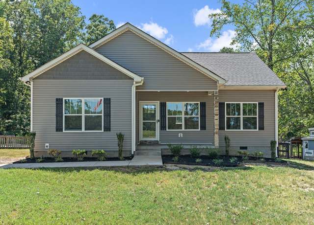 Property at 2334 C C C Rd, Dickson, TN 37055, 3 beds, 2 baths