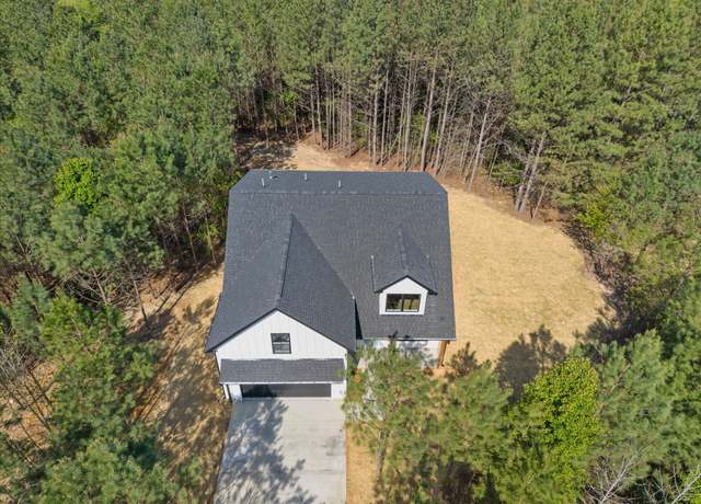 Property at 537 Shelton Rd, Manchester, TN 37355, 4 beds, 2.5 baths
