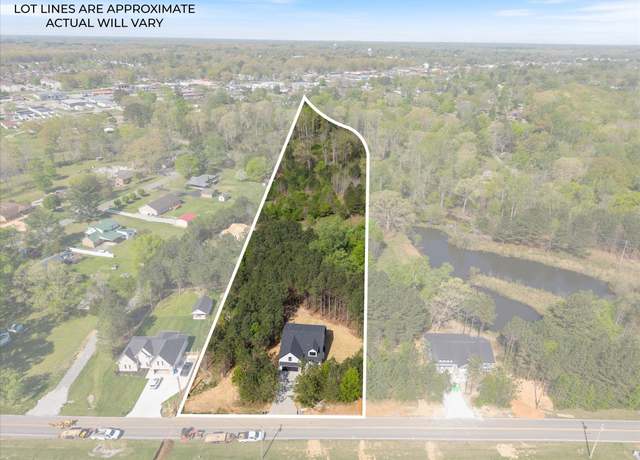 Property at 537 Shelton Rd, Manchester, TN 37355, 4 beds, 2.5 baths