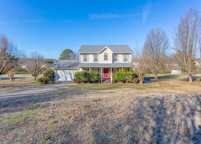 Property at 3029 NW Alpharetta Dr, Dalton, GA 30721, 3 beds, 2.5 baths