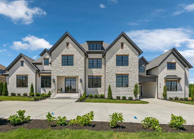 Property at 8104 Turning Point Dr, Brentwood, TN 37027, 6 beds, 7.5 baths