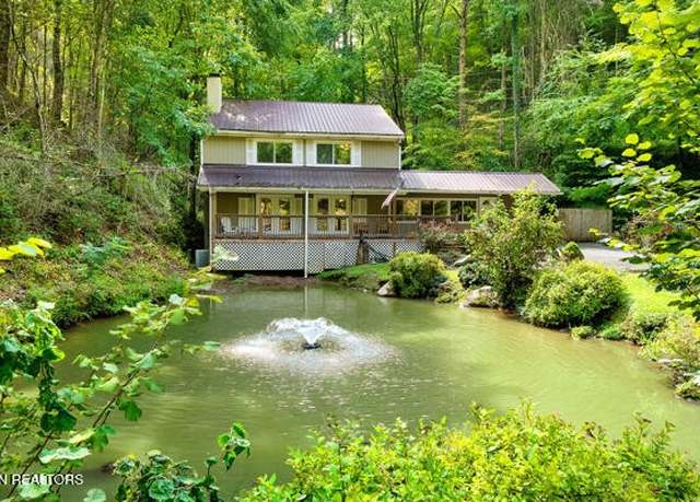 Property at 3127 Emerald Springs Loop, Sevierville, TN 37862, 3 beds, 2 baths