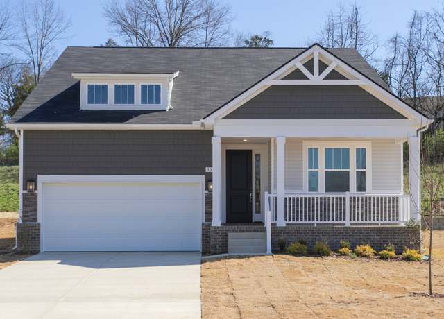 Property at 3044 Fernwood Ln, Columbia, TN 38401, 3 beds, 2.5 baths