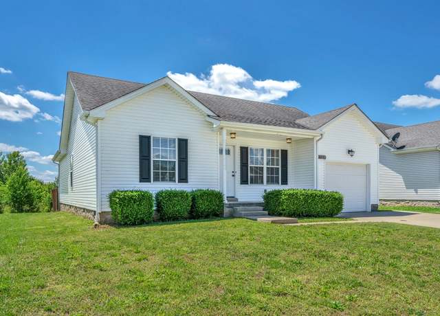 Property at 538 Fox Trot Dr, Clarksville, TN 37042, 3 beds, 2 baths
