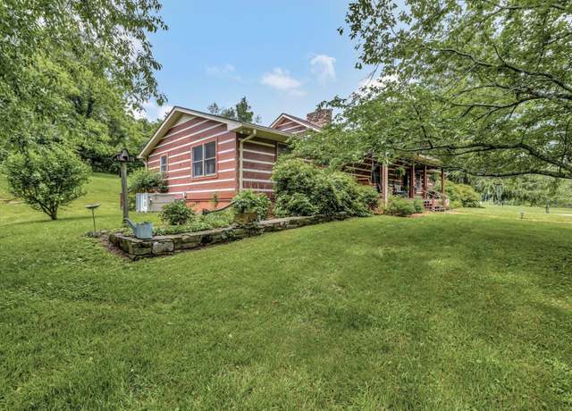 Property at 6861 Arno Allisona Rd, College Grove, TN 37046, 3 beds, 2 baths