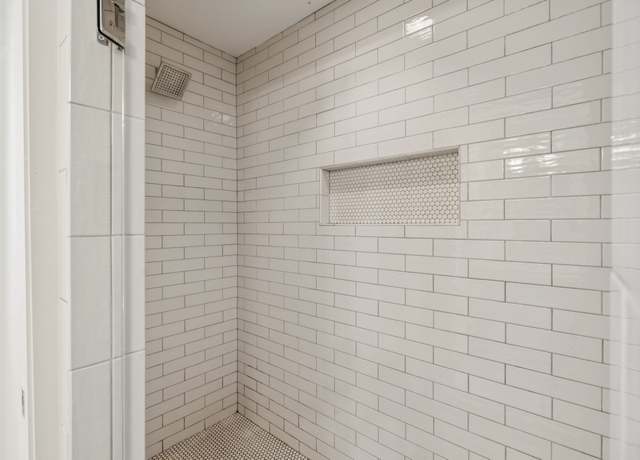 Property at 126B Kingston St, Nashville, TN 37207, 3 beds, 2.5 baths
