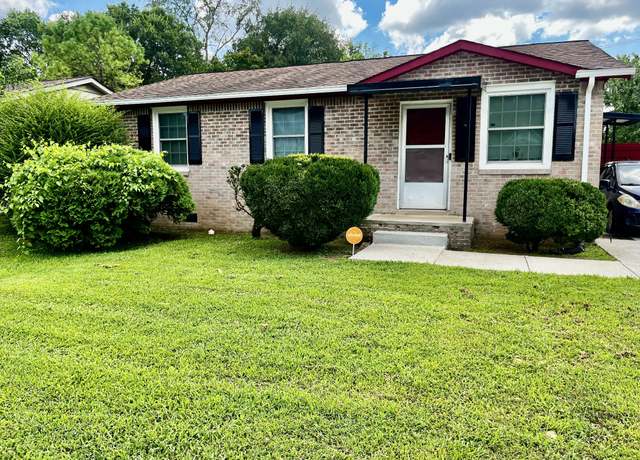 Property at 302 Jackson St, Murfreesboro, TN 37130, 3 beds, 1 bath