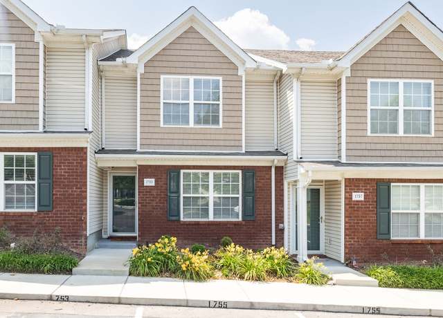 Property at 1755 Red Jacket Dr, Antioch, TN 37013, 2 beds, 2.5 baths