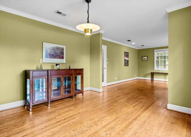 Property at 935 Evans Rd, Nashville, TN 37204, 3 beds, 3 baths