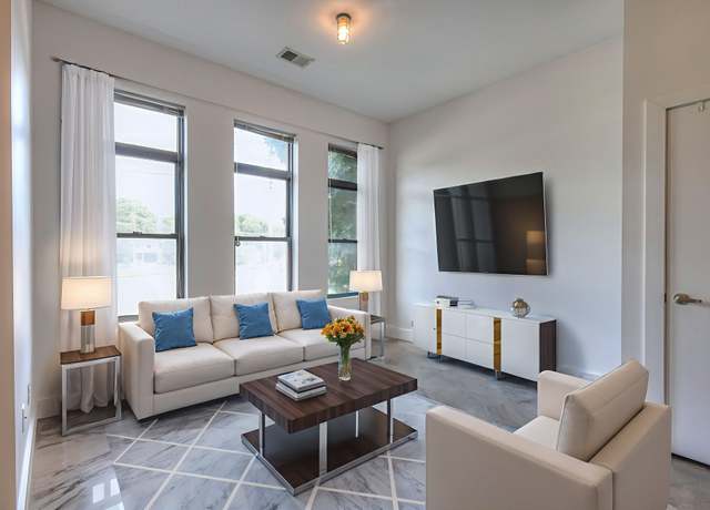 Property at 1245 4th Ave S, Nashville, TN 37210, 1 bed, 1 bath