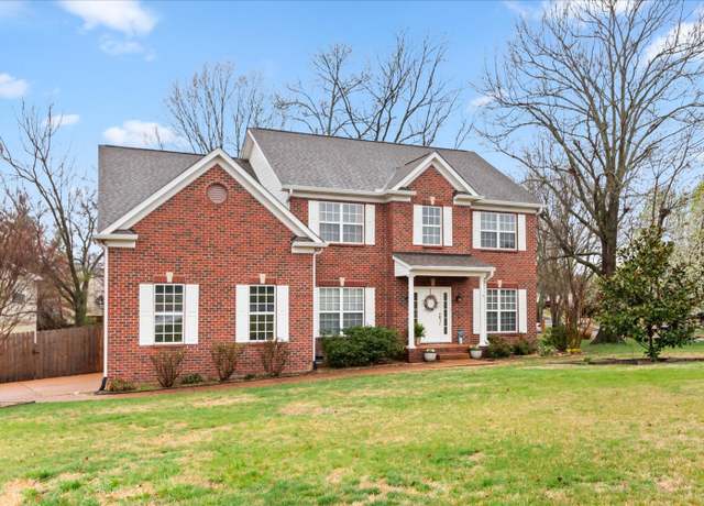 Property at 3201 Timberwood Ct, Spring Hill, TN 37174, 4 beds, 2.5 baths