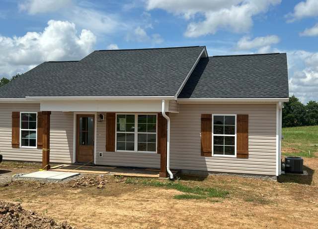 Property at 1047 Landing Ln, Adams, TN 37010, 3 beds, 2 baths