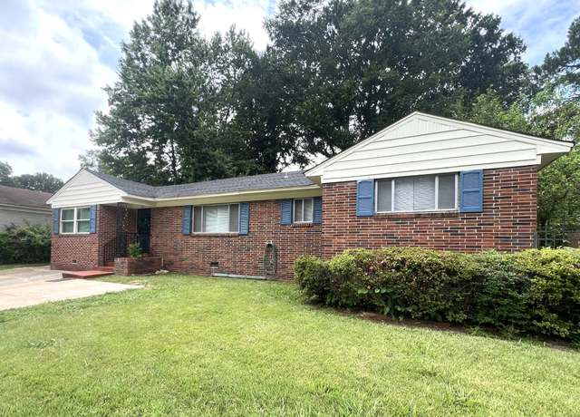Property at 141 N White Station Rd, Memphis, TN 38117, 3 beds, 2 baths