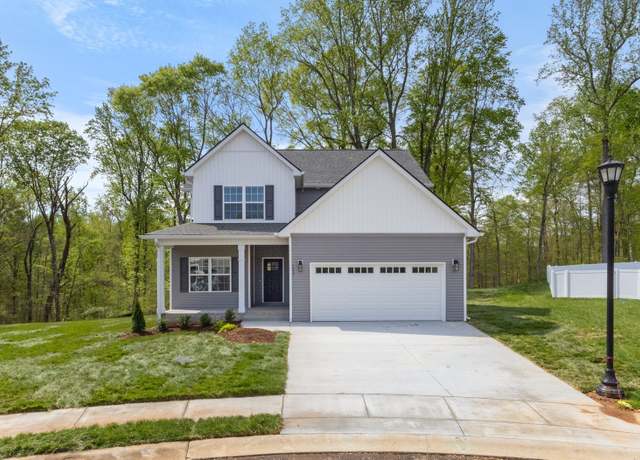 Property at 532 Canyon View Ct, Clarksville, TN 37040, 4 beds, 2.5 baths