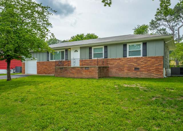 Property at 827 Woodmore Cir, Chattanooga, TN 37411, 3 beds, 2 baths