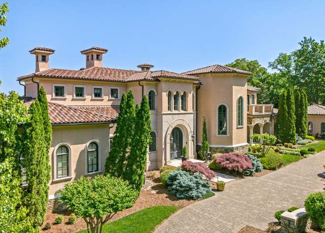 Property at 9 Colonel Winstead Dr, Brentwood, TN 37027, 5 beds, 7 baths