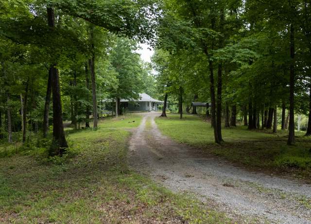 Property at 3250 Luther Ragan Rd, Palmyra, TN 37142, 3 beds, 3.5 baths