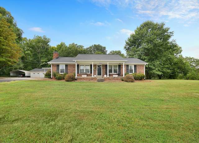 Property at 4284 Kedron Rd, Spring Hill, TN 37174, 3 beds, 2 baths