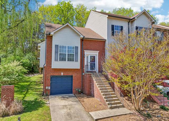 Property at 520 Huntington Ridge Dr, Nashville, TN 37211, 2 beds, 2.5 baths