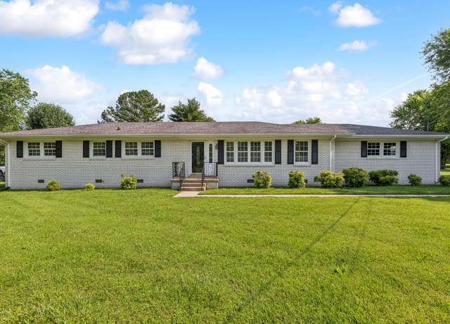 Property at 206 Cloverdale Rd, Shelbyville, TN 37160, 3 beds, 2 baths