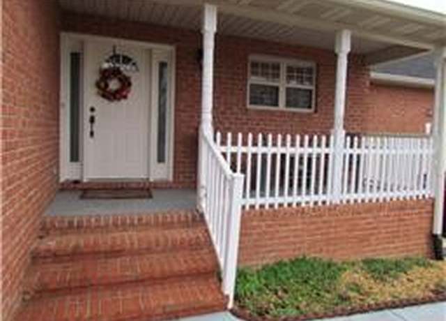 Property at 1008 Shirley Dr, Lebanon, TN 37087, 4 beds, 2.5 baths