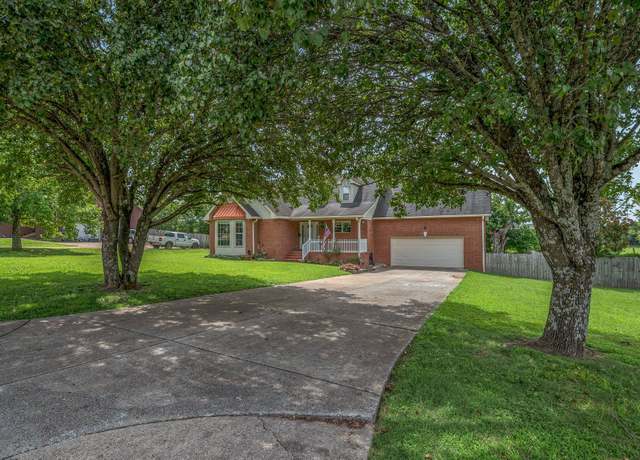 Property at 1008 Shirley Dr, Lebanon, TN 37087, 4 beds, 3 baths