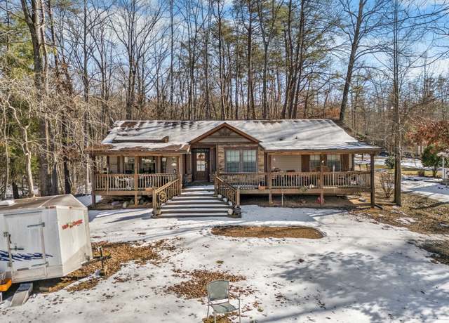 Property at 254 David Crockett Rd, Crossville, TN 38572, 3 beds, 2 baths
