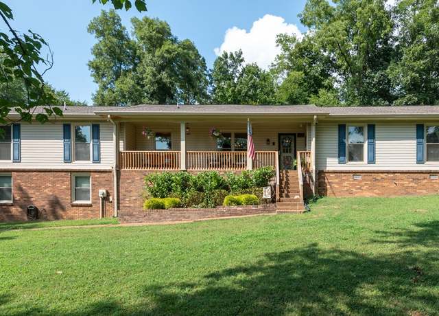 Property at 107 Fawn Ct, Hendersonville, TN 37075, 4 beds, 3 baths