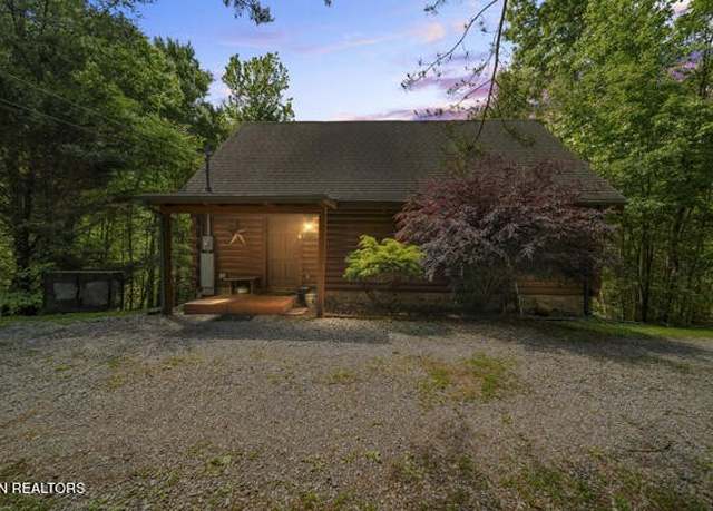 Property at 4196 Mountain Rest Way, Sevierville, TN 37876, 1 bed, 1.5 baths