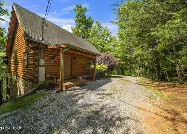 Property at 4196 Mountain Rest Way, Sevierville, TN 37876, 1 bed, 1.5 baths