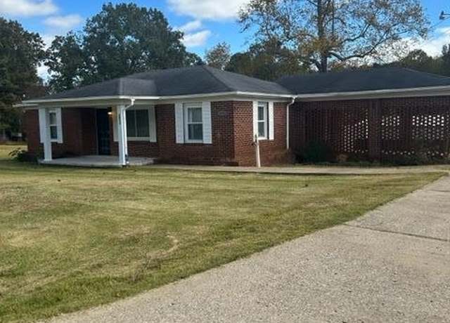 Property at 2550 Old Highway 69, Camden, TN 38320, 3 beds, 2 baths