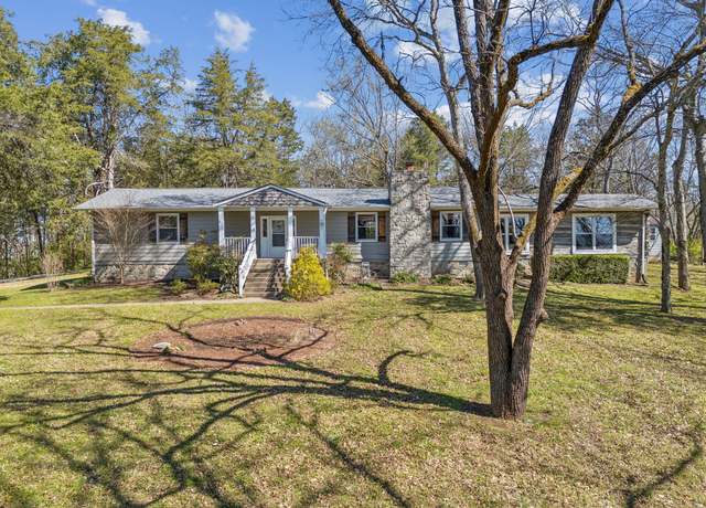 Property at 1910 W Harpeth Rd, Franklin, TN 37064, 3 beds, 2 baths