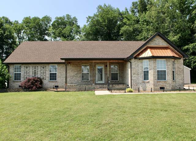 Property at 113 Williamsburg Blvd, Tullahoma, TN 37388, 4 beds, 3 baths