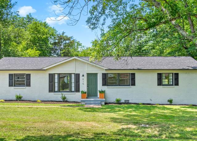 Property at 415 Jordan Rd, Clarksville, TN 37042, 3 beds, 2 baths